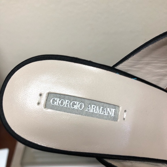 Armani Ladies Shoes - Picture 6 of 8